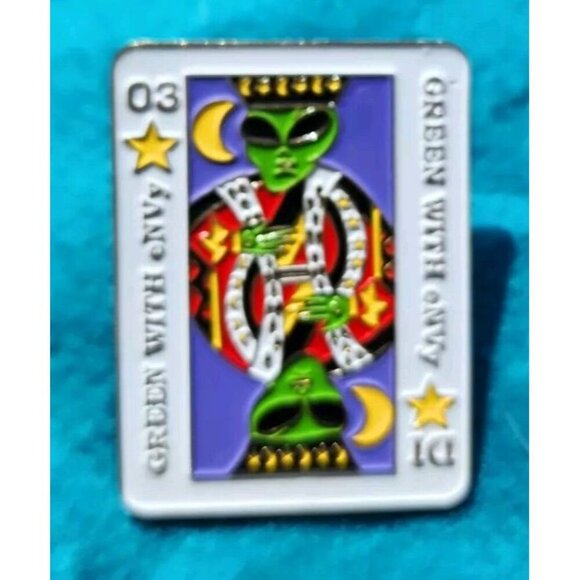 Desert Inn 2003 “Green With eNVy” Alien Pin - DI - Vegas Vintage - Moon Stars - Picture 2 of 6